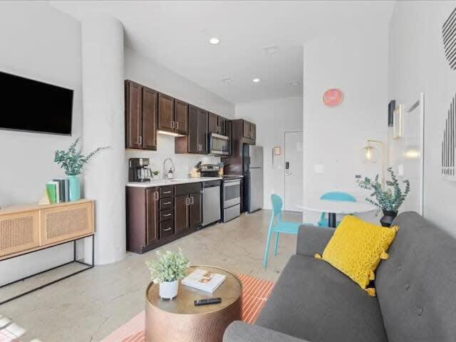 Cozysuites Gorgeous Sdo Downtown بيتسبرغ المظهر الخارجي الصورة